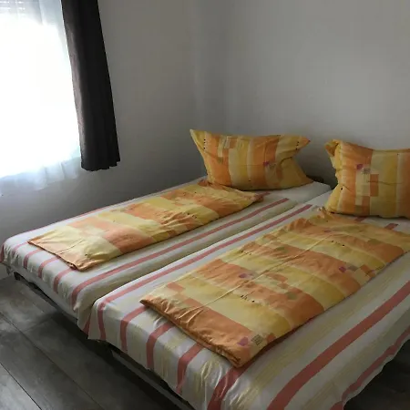 Big House Apartman *